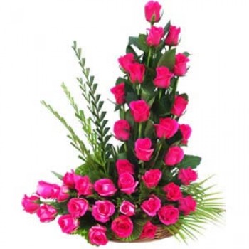 Ikebana Roses Arrangement - by Dxb Flower