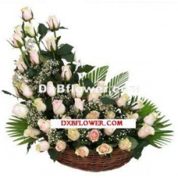 Oval Shape Roses Arrangement - by Dxb Flower
